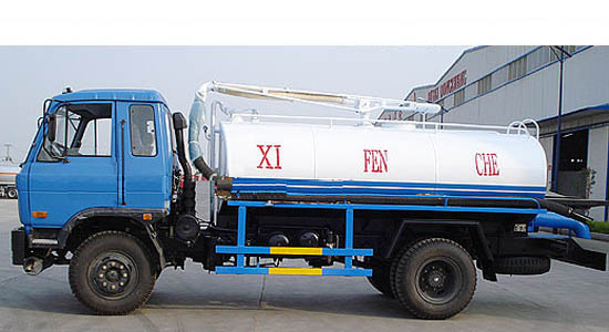 東風(fēng)145吸糞車(chē)