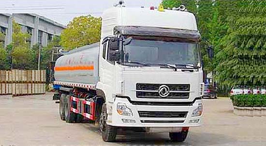 東風(fēng)天龍后雙橋化工液體運(yùn)輸車